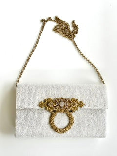 THE VERSAILLES LUXE CLUTCH