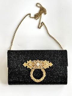 THE VERSAILLES LUXE CLUTCH