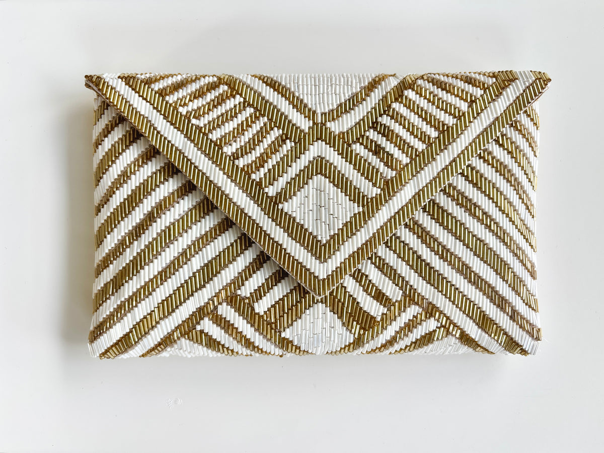 THE MANHATTAN CLUTCH