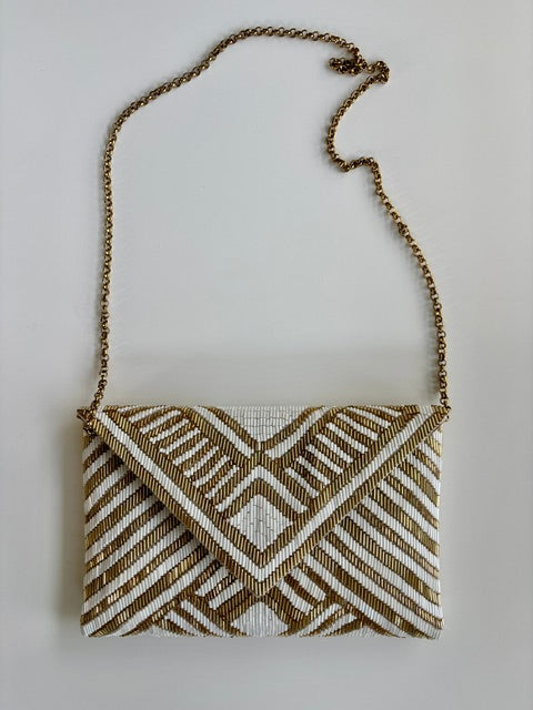 THE MANHATTAN CLUTCH