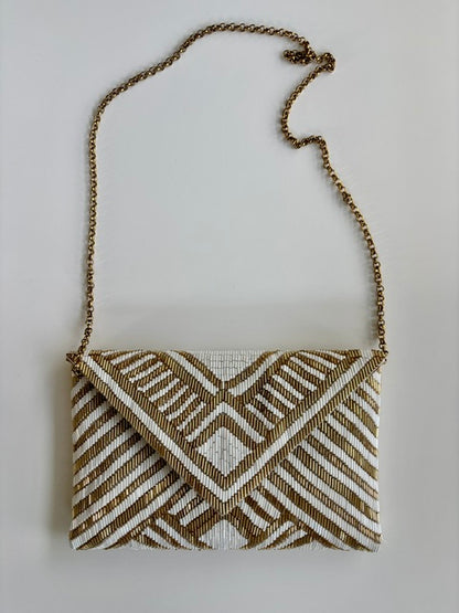 THE MANHATTAN CLUTCH