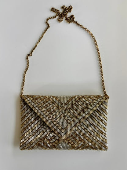 THE MANHATTAN CLUTCH