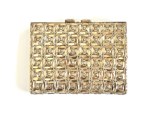 THE FACETTE CLUTCH
