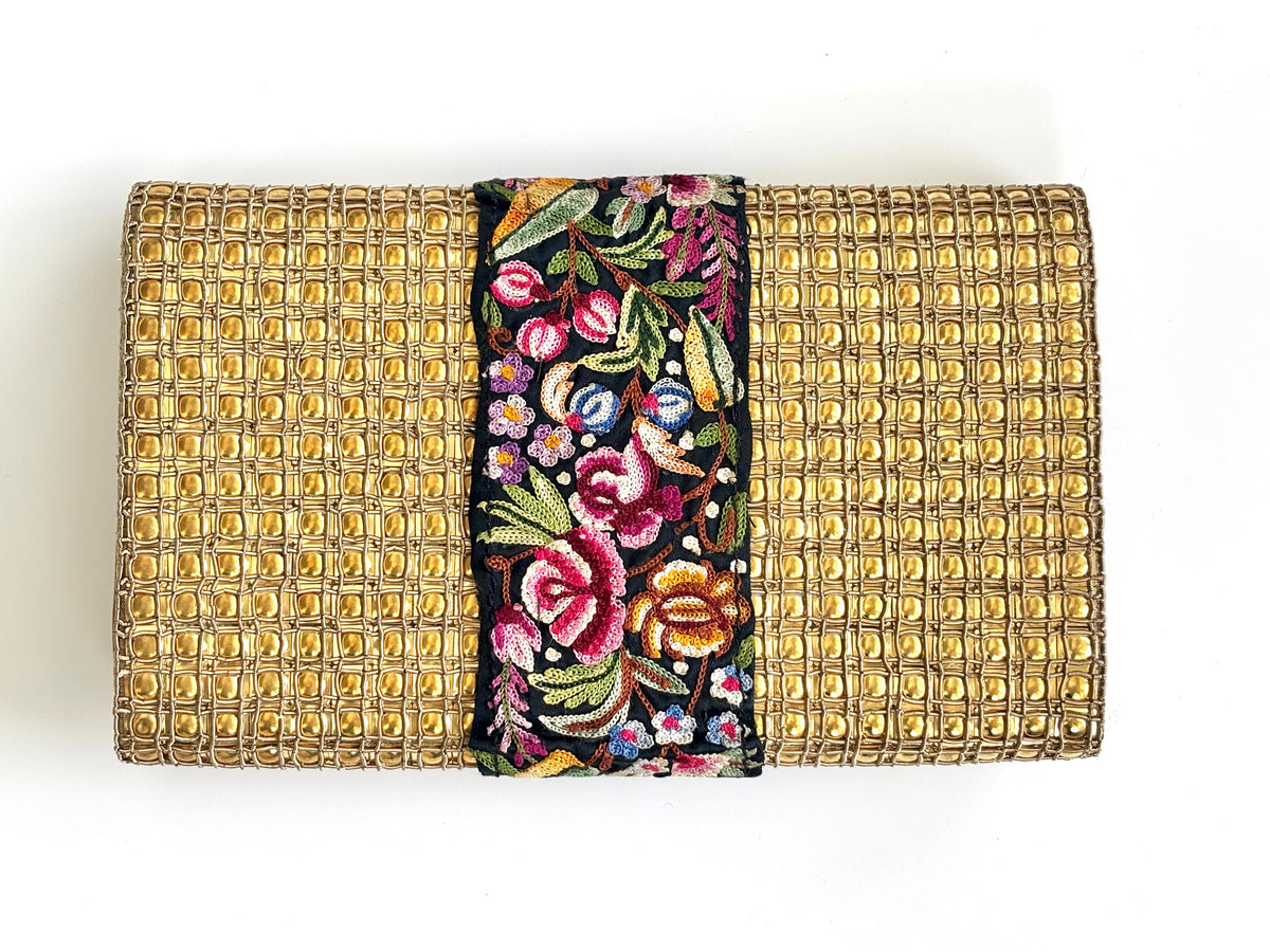 THE HEIRLOOM CLUTCH