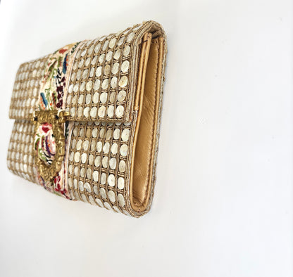 THE HEIRLOOM CLUTCH