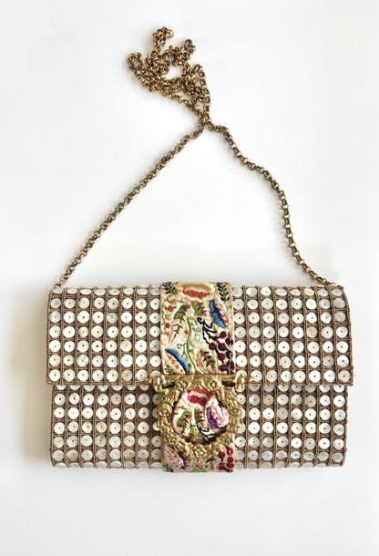 THE HEIRLOOM CLUTCH
