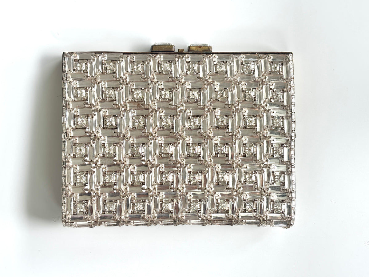 THE FACETTE CLUTCH