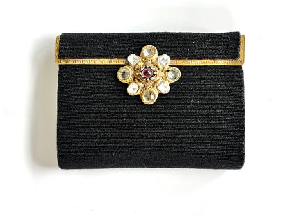 THE AUREA CLUTCH