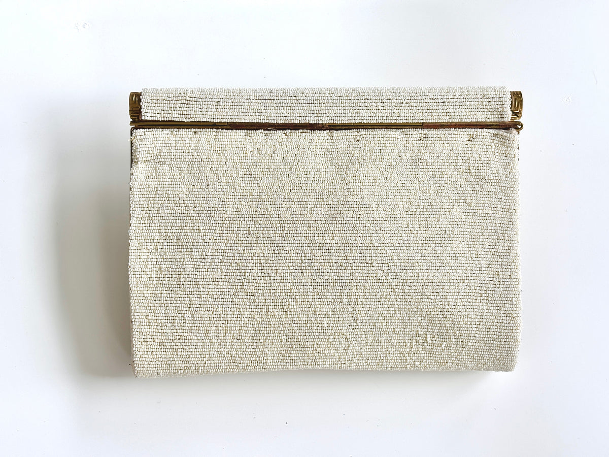 THE AUREA CLUTCH