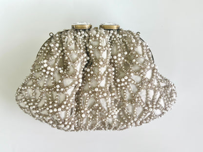 THE EMILE CLUTCH