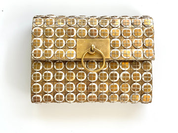 THE FORMA CLUTCH
