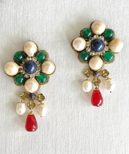 THE CROIX EARRING