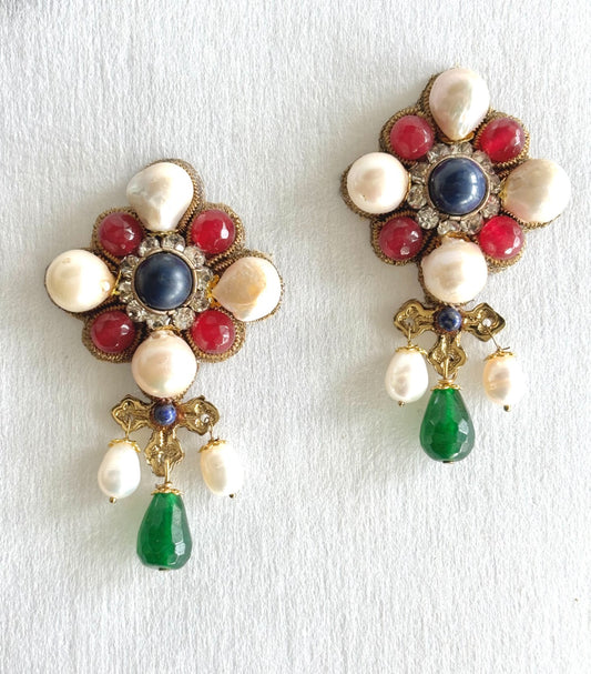 THE CROIX EARRING