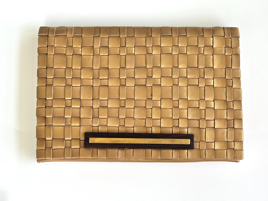 THE CUIR CLUTCH