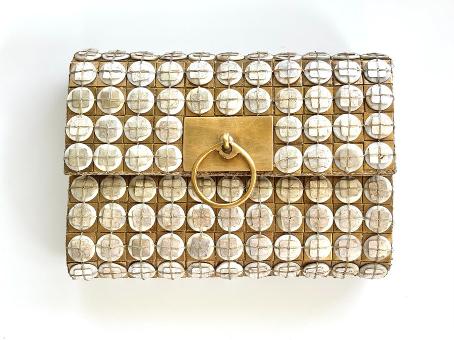 THE FORMA CLUTCH