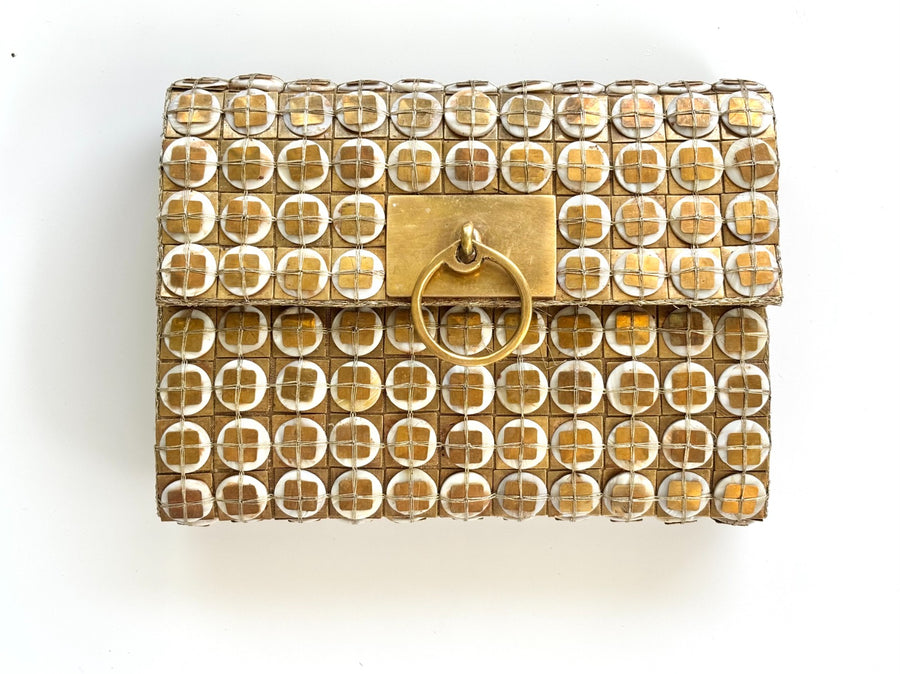 THE FORMA CLUTCH