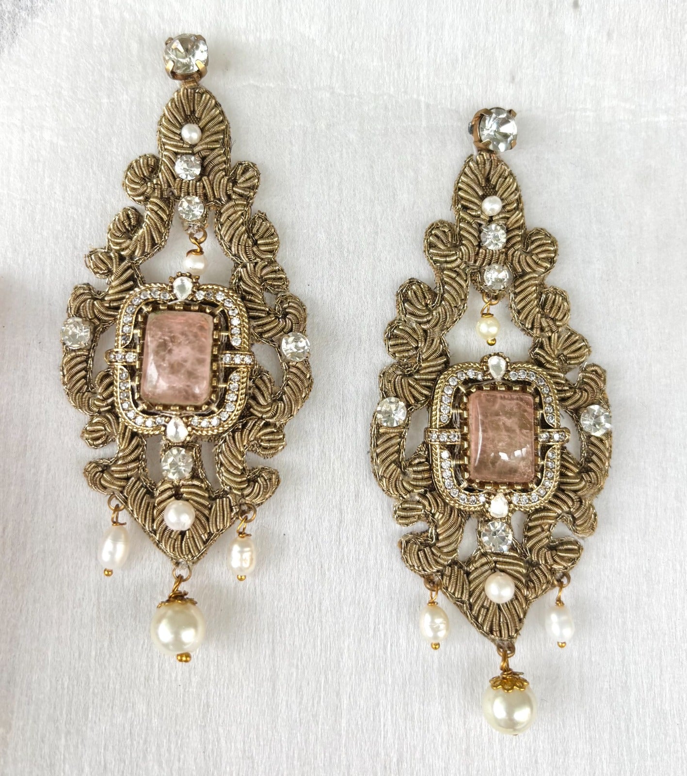 THE LAVANYA EARRING