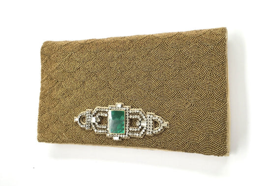 THE MICRO SCALLOP CLUTCH