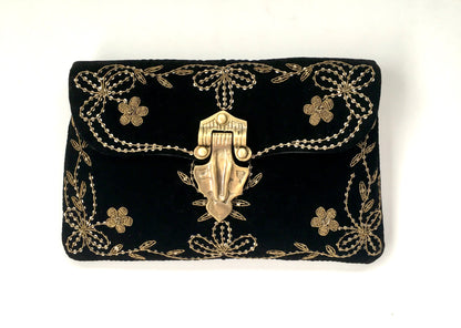 THE  AMÉLIE VELVET
