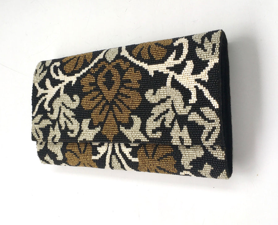 THE BELLA CLUTCH