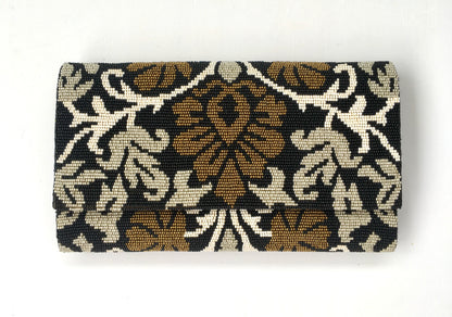 THE BELLA CLUTCH