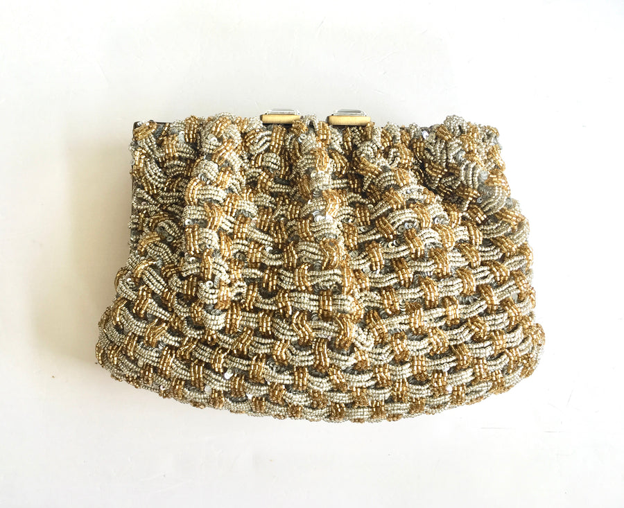 THE WOVEN POUCH