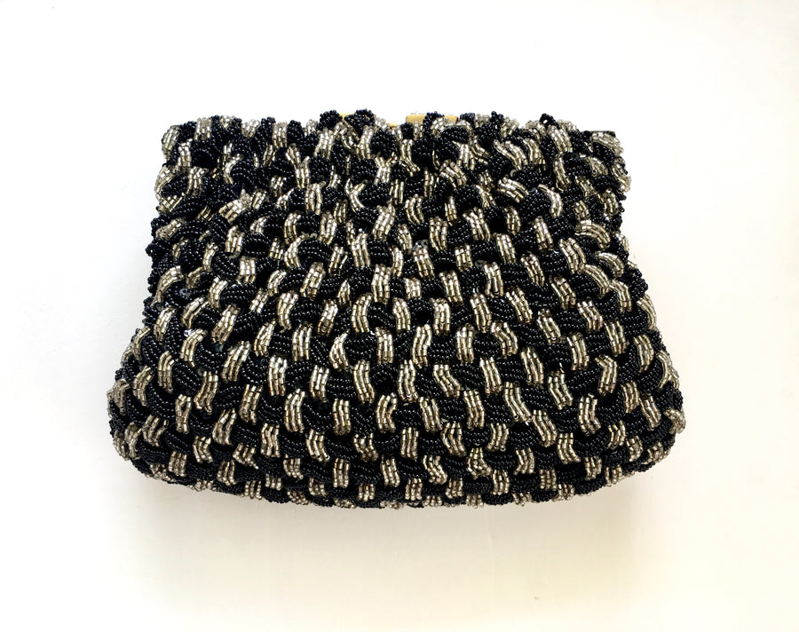 THE WOVEN POUCH