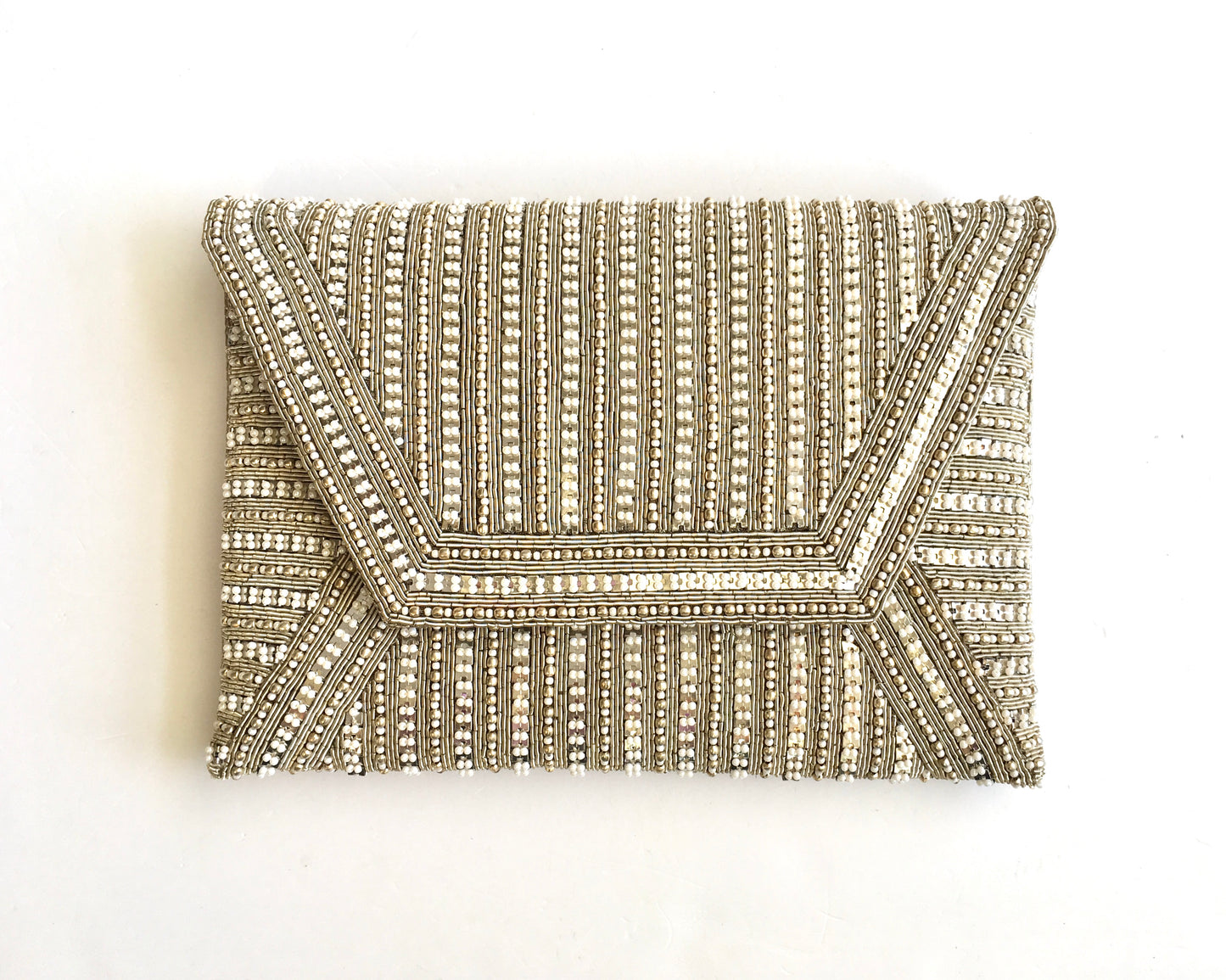 THE THEA PEARL CLUTCH